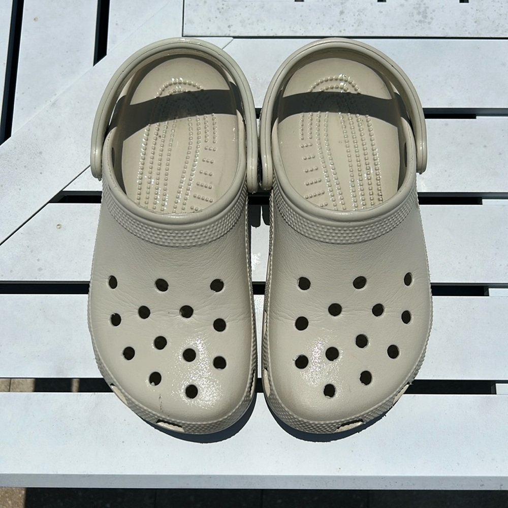 Off white Crocs